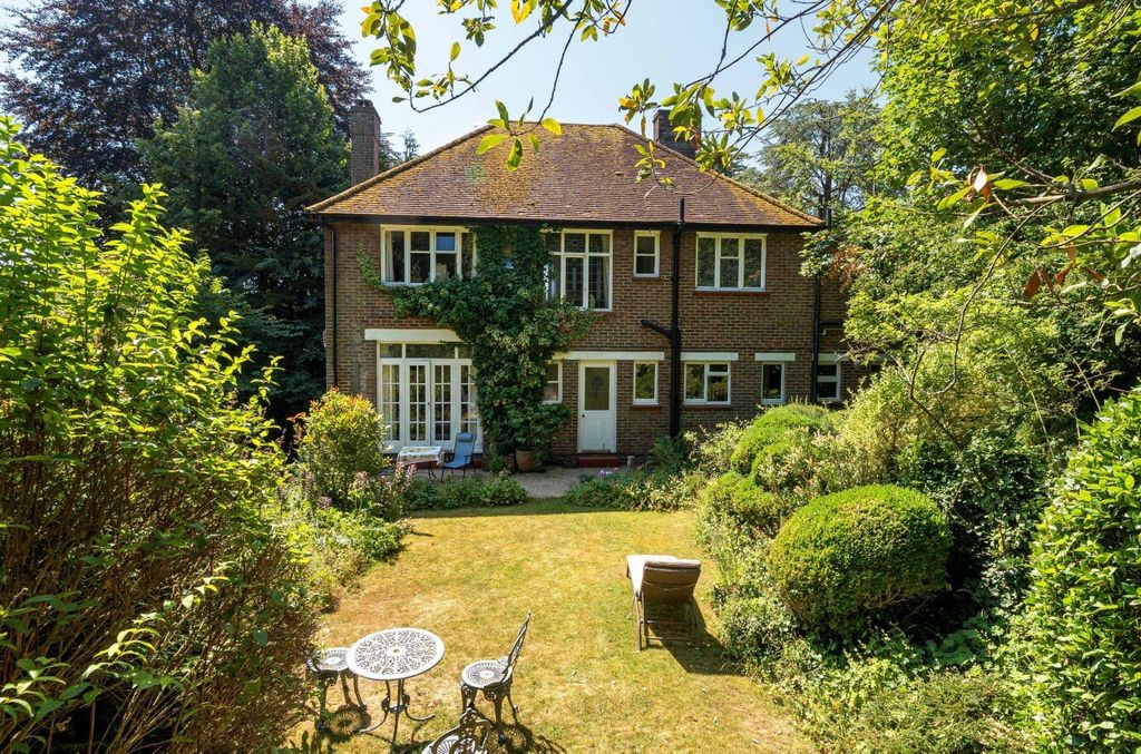 Property photo 2 of 48 Picture No. 25