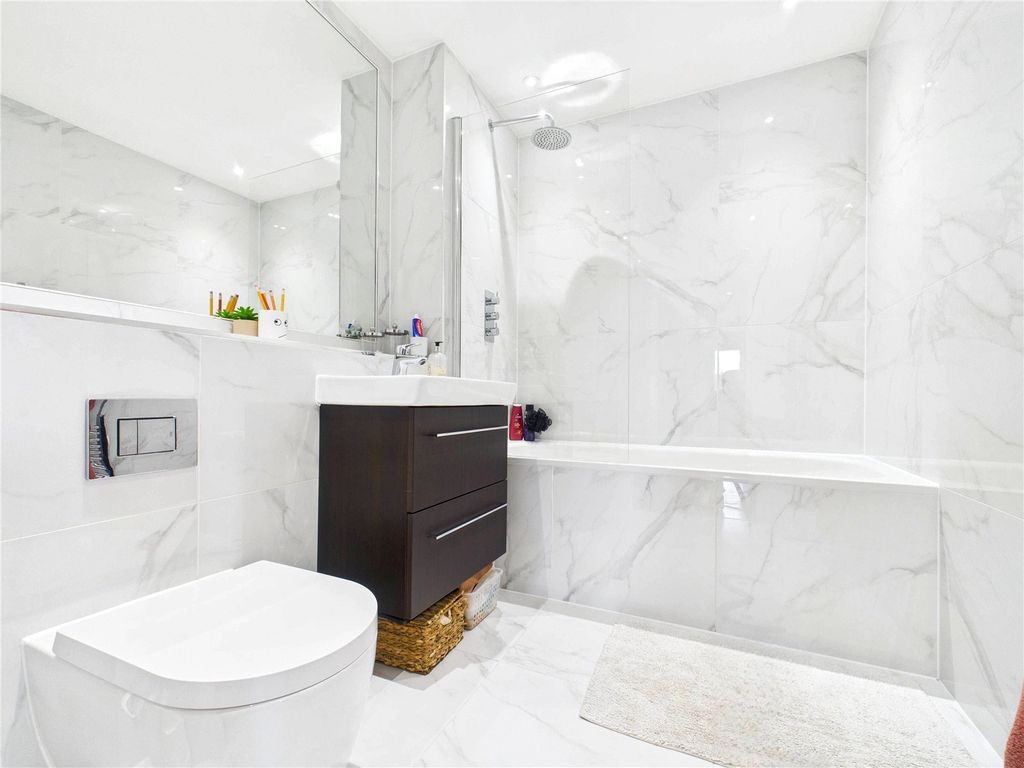 Property photo 3 of 13 Picture No. 21