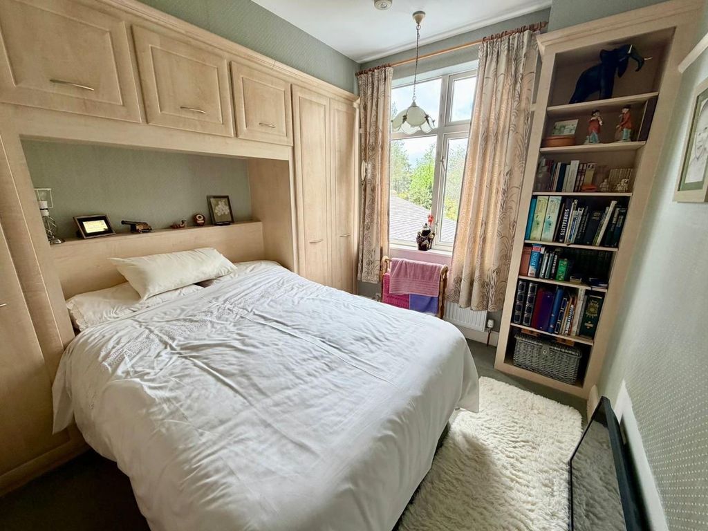 Additional image 10 of 4 bed semi-detached house for saleAcklam Road, Middlesbrough TS5