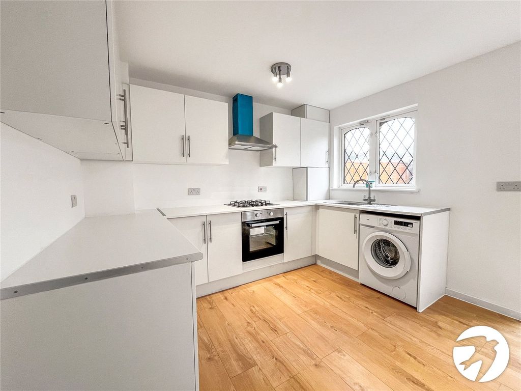 Property photo 2 of 15 Picture No. 07