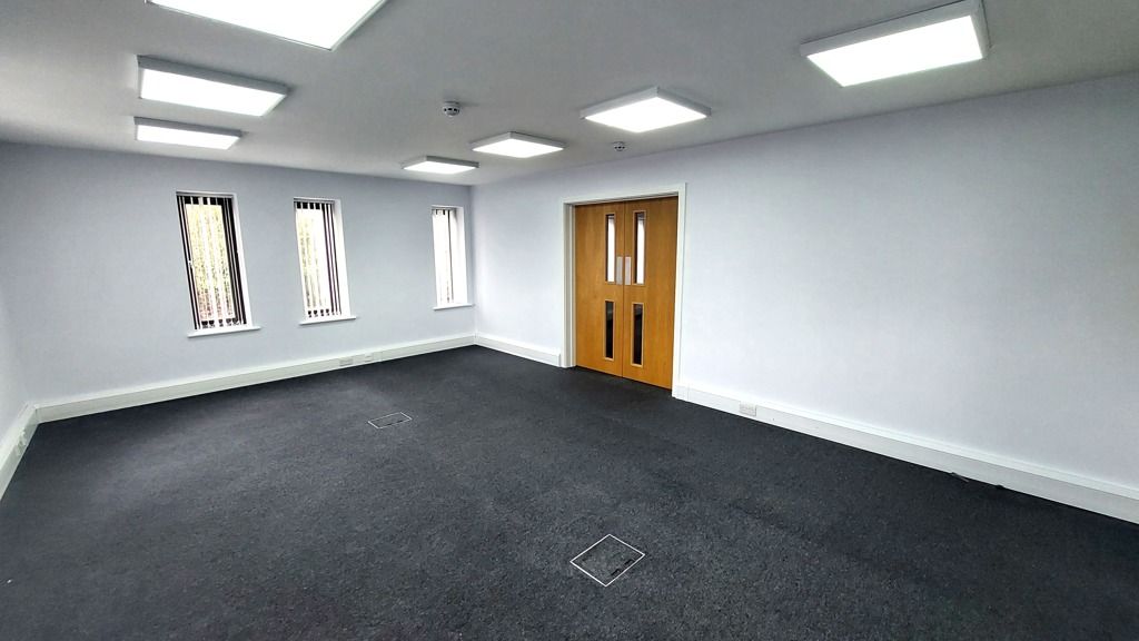 Property photo 2 of 7 Photo 2