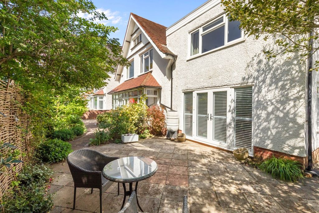 Property photo 1 of 21 5109252