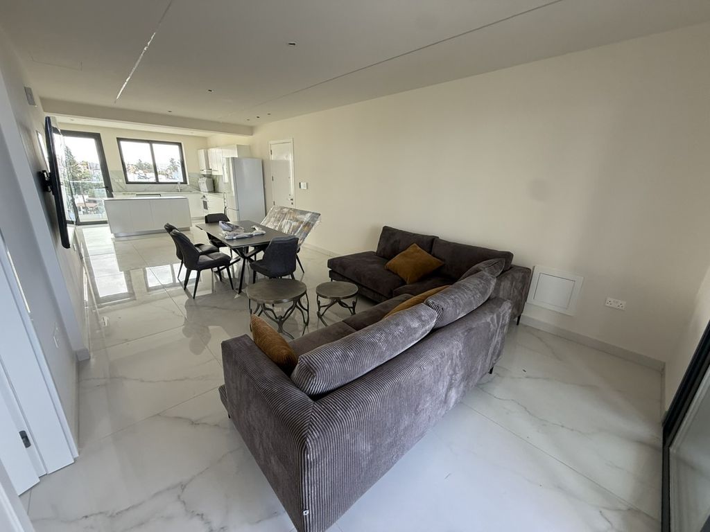 Property photo 3 of 29