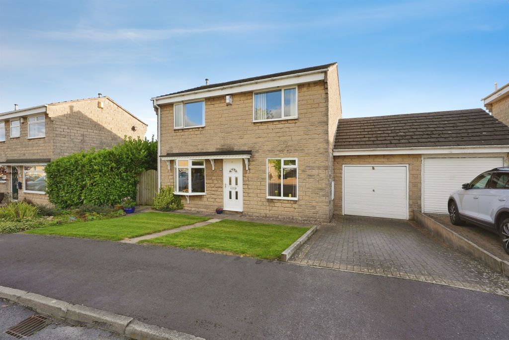 Property photo 1 of 18