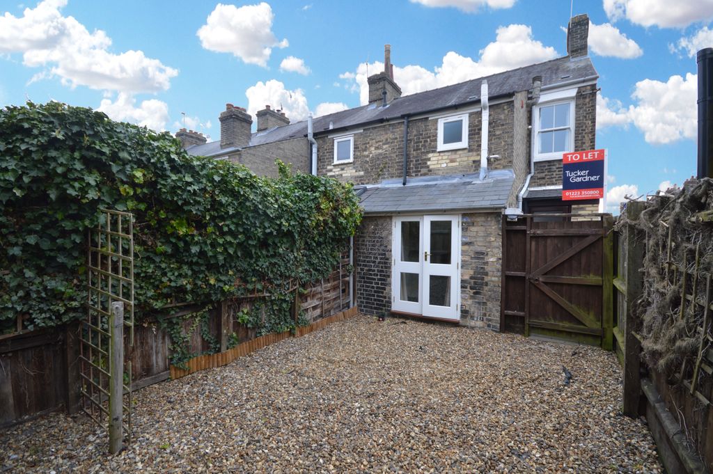 Property photo 3 of 7