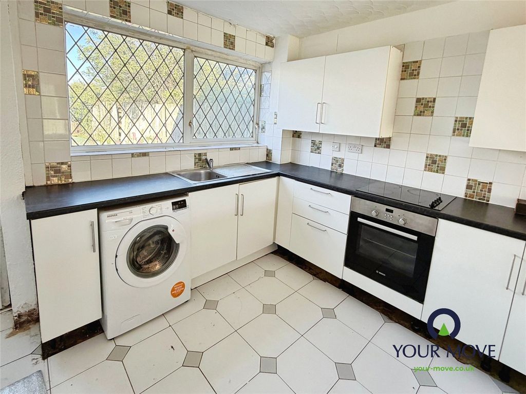 Property photo 3 of 13 Picture No. 11