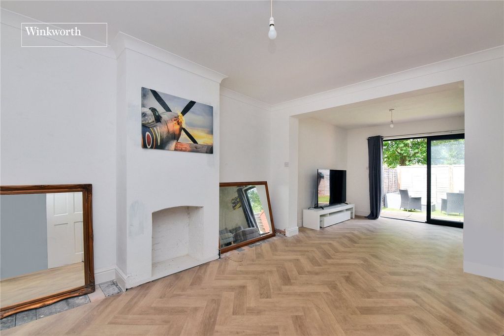 Property photo 2 of 11 Picture No. 03