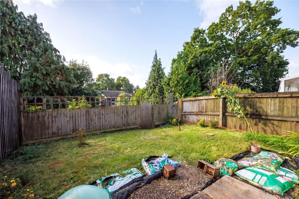 Property photo 2 of 29 Picture No. 09