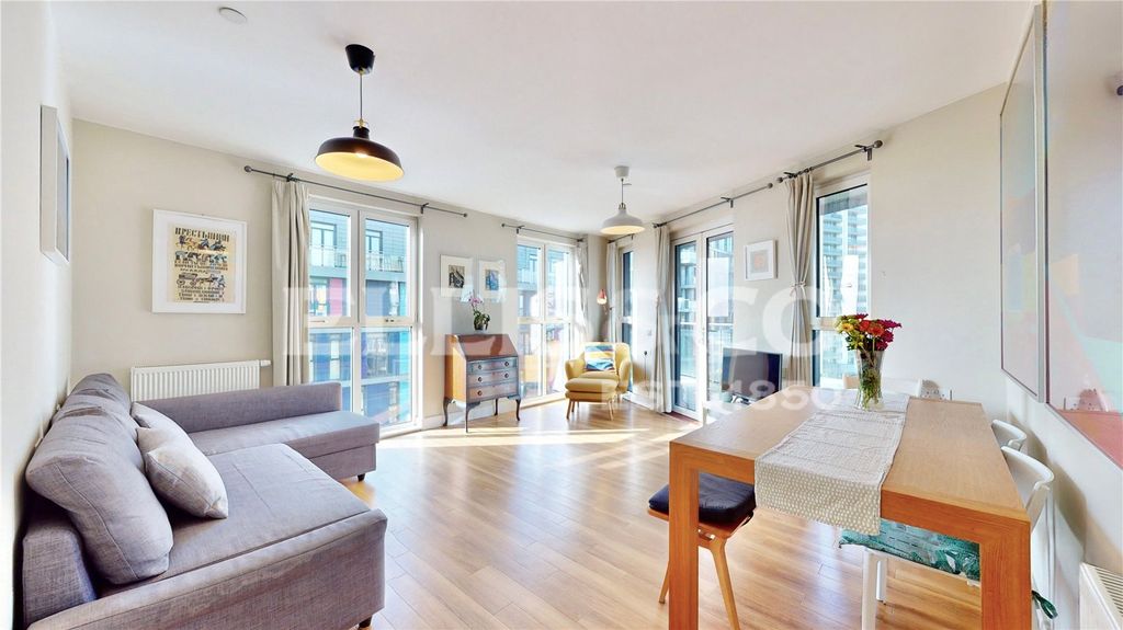 Property photo 2 of 17 Picture No. 37