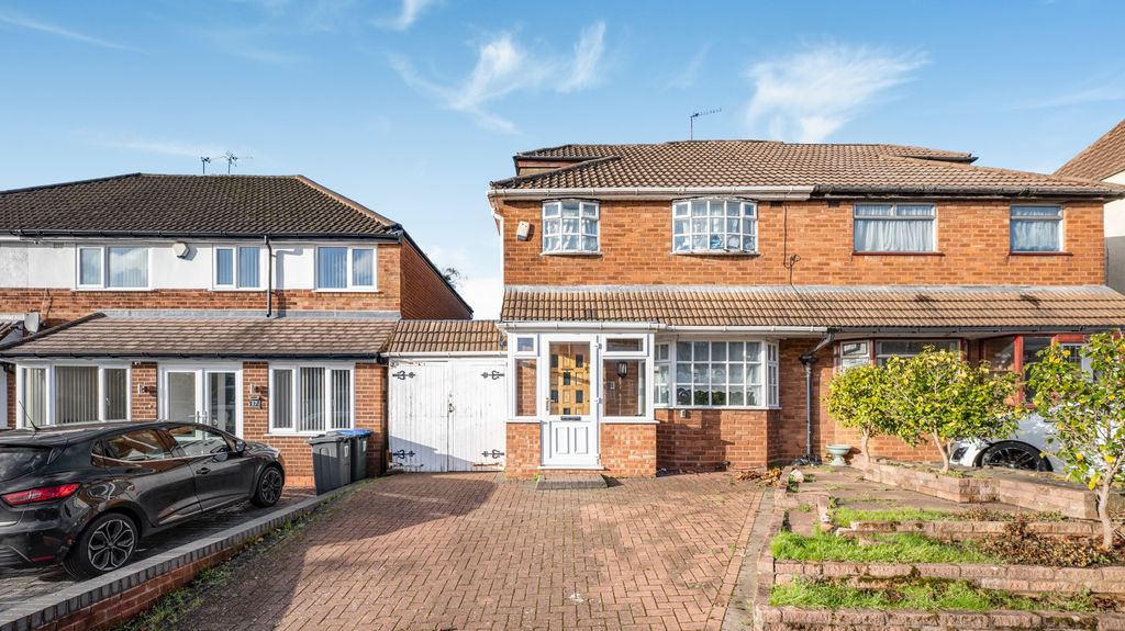 Property photo 1 of 15 4738903