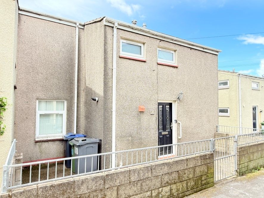Property photo 2 of 10