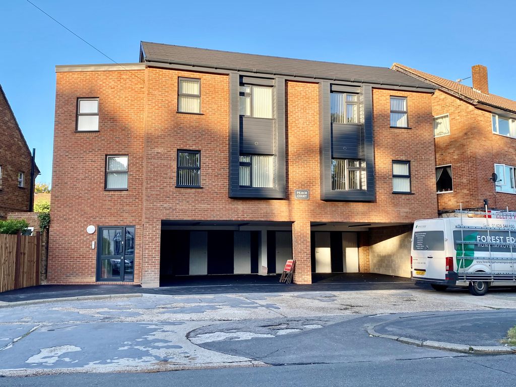 Property photo 1 of 9