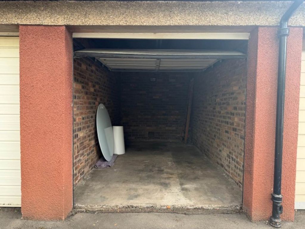 Property photo 3 of 5 2