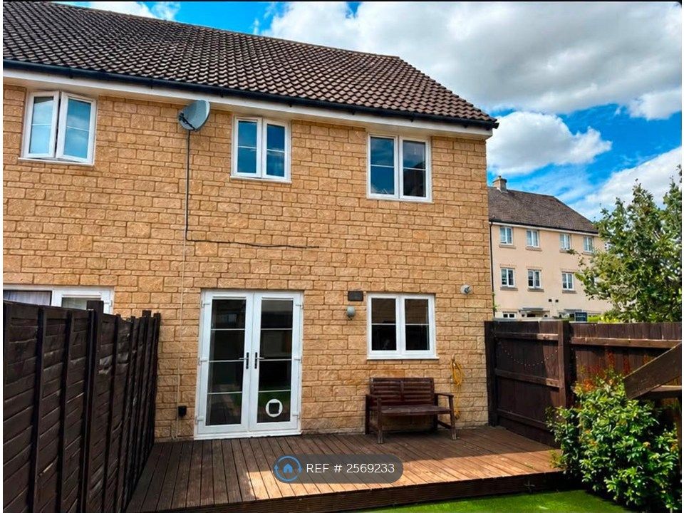 Property photo 2 of 11