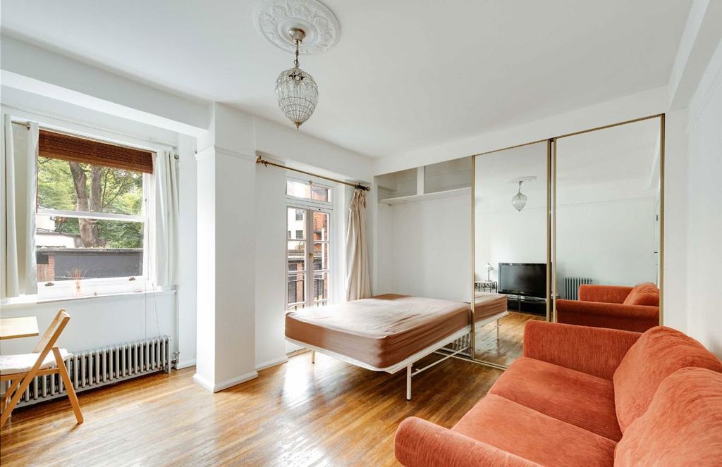 Property photo 3 of 4