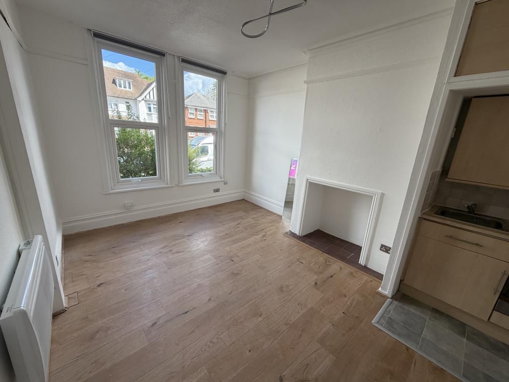 Property photo 2 of 9 Reception