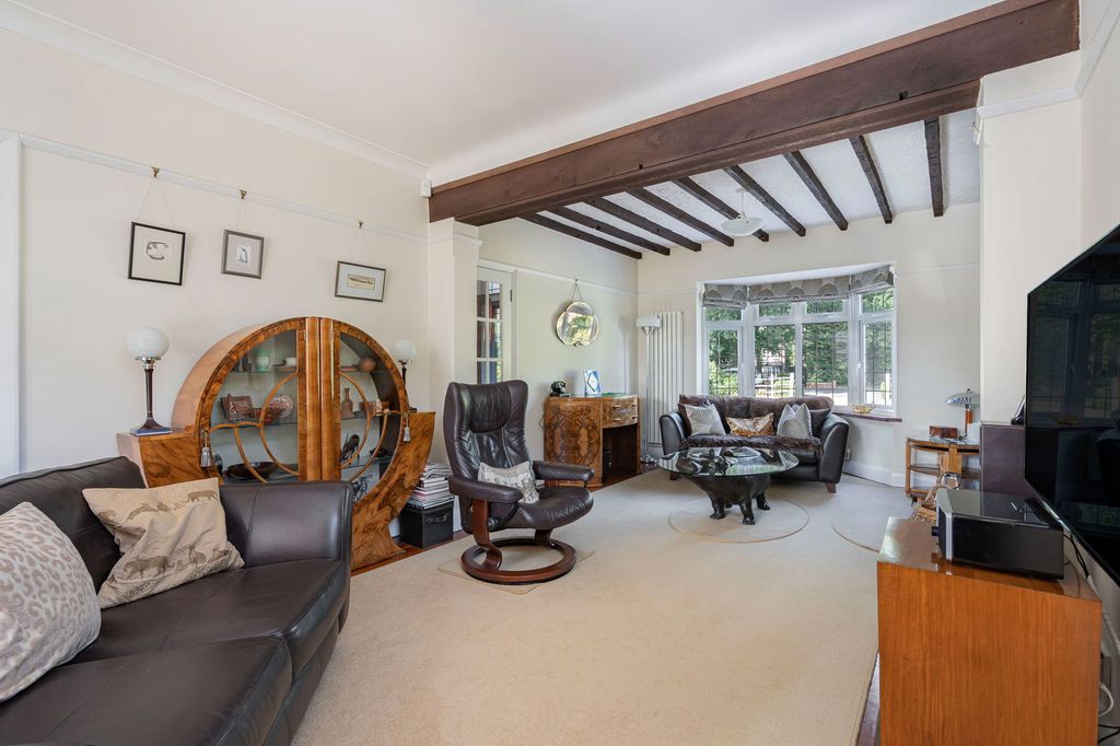 Property photo 3 of 22