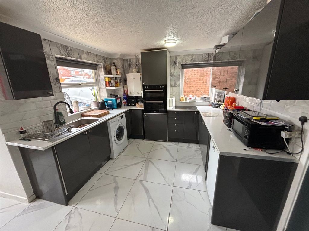 Property photo 3 of 14 Picture No. 15