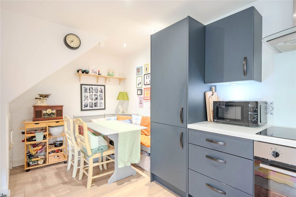 Property photo 3 of 11 Picture No. 47