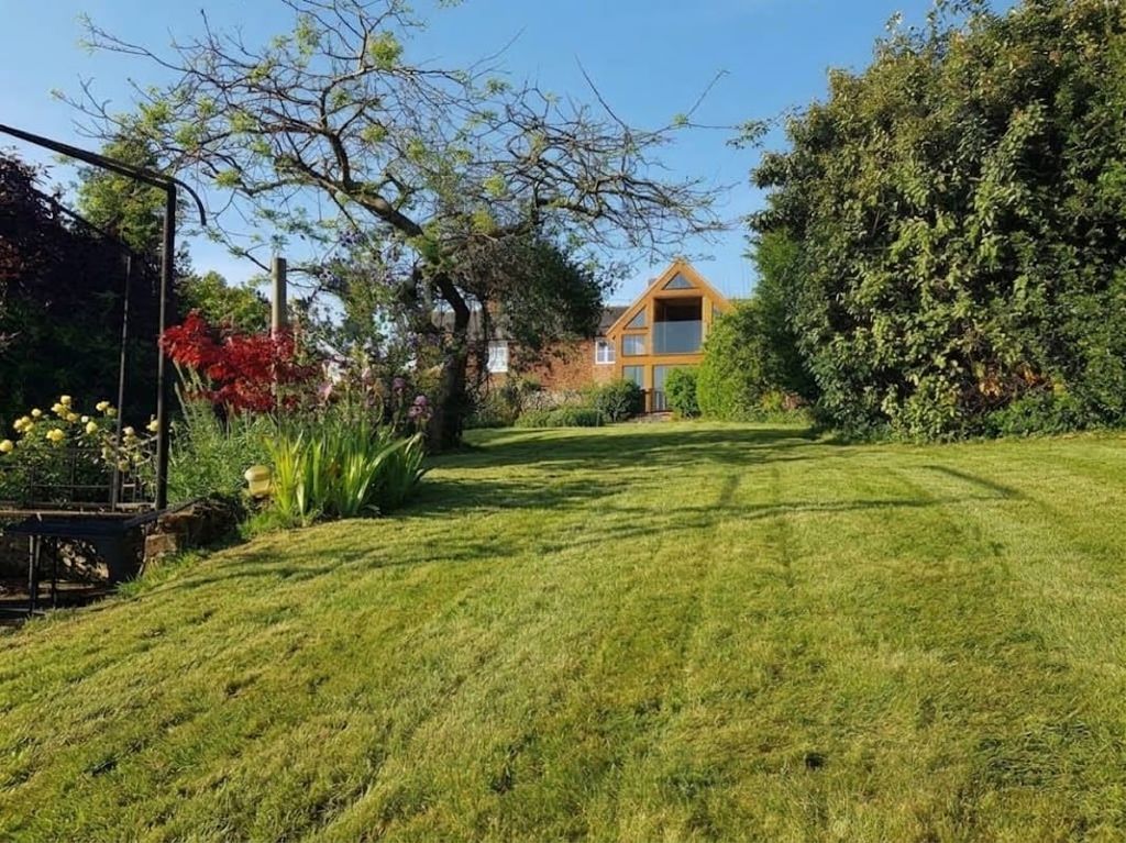 Property photo 1 of 30