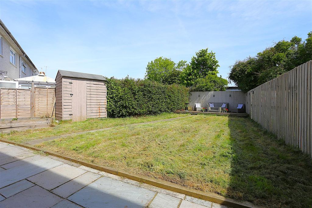 Property photo 3 of 19