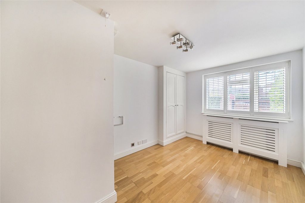 Property photo 3 of 25 Picture No. 27