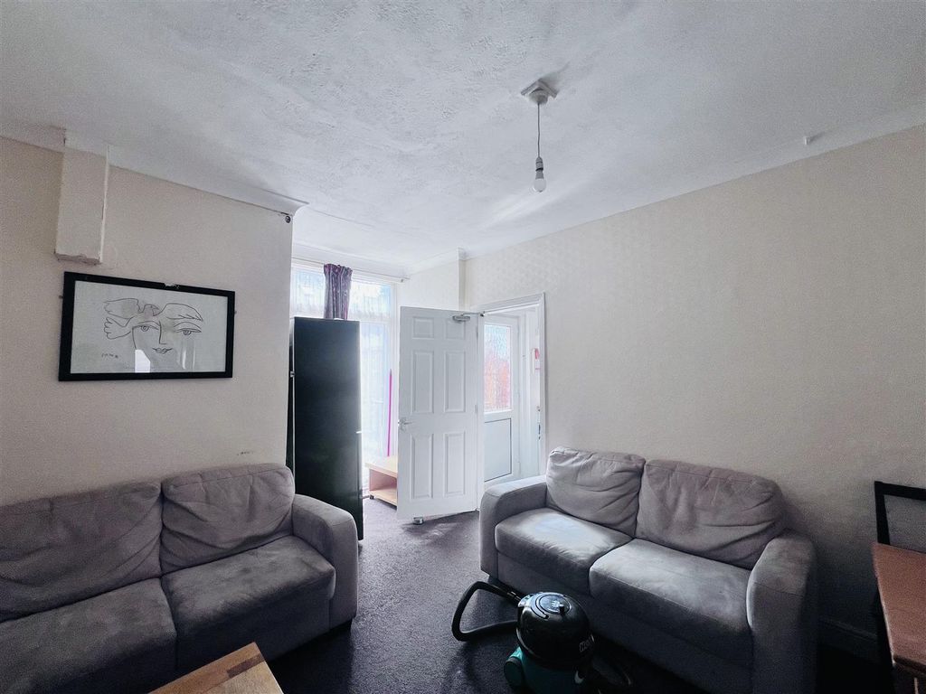 Property photo 3 of 14 Image00004.Jpeg