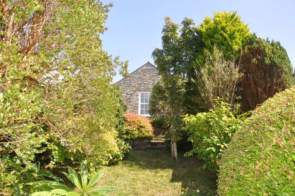 Property photo 3 of 24 42695411