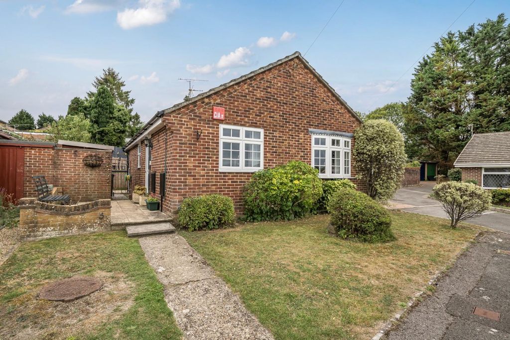 Property photo 1 of 12 12-1341581-18-68A35A93Bfe40-12.Jpg