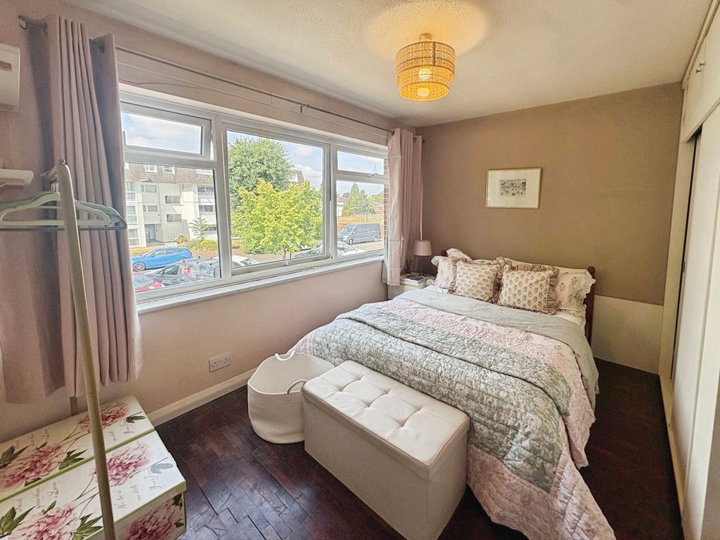 Property photo 3 of 9 Pbox-Img.Jpg