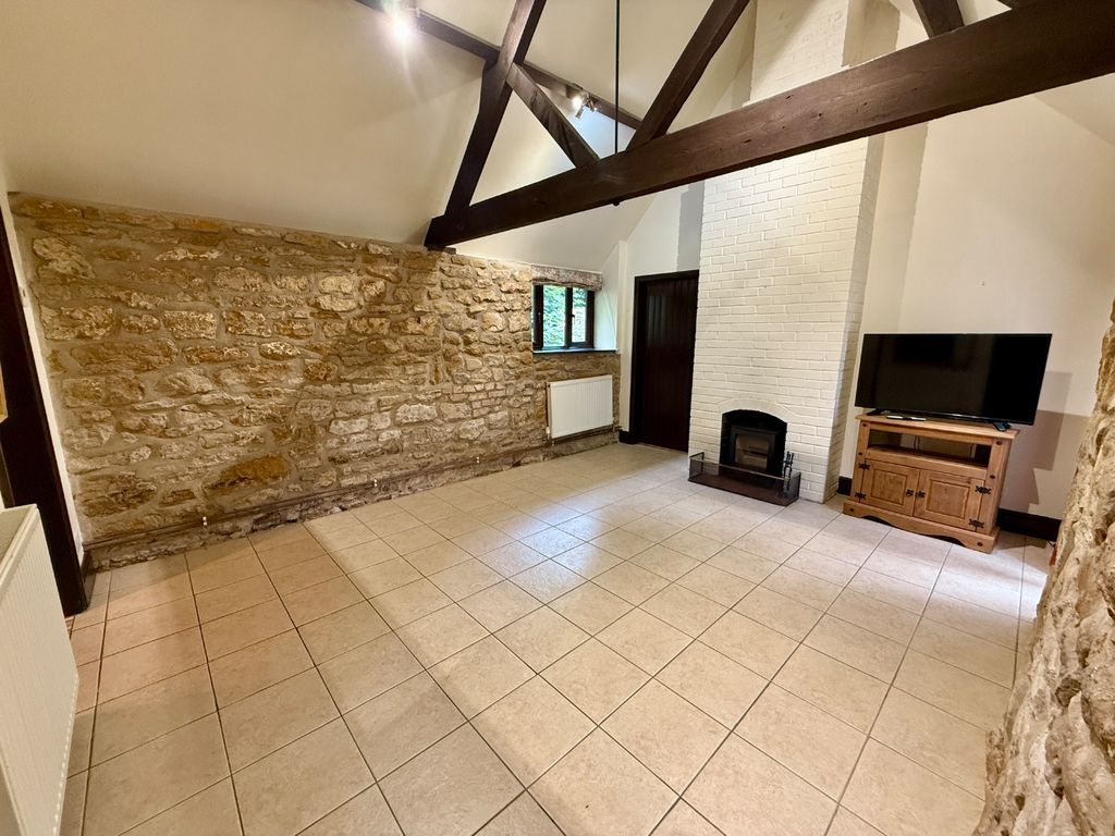 Property photo 2 of 32 4136195