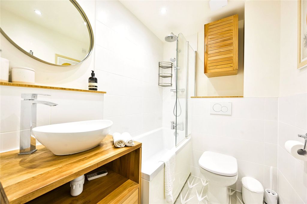 Property photo 3 of 12 Picture No. 02