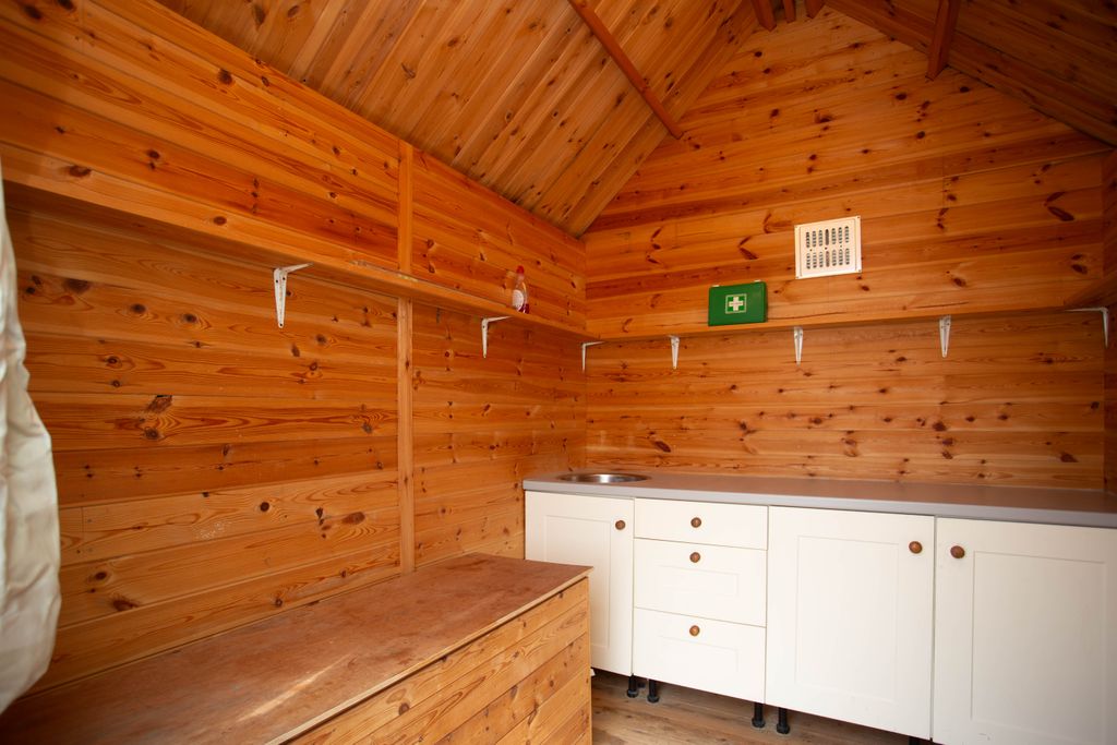 Property photo 3 of 9 Img_6544