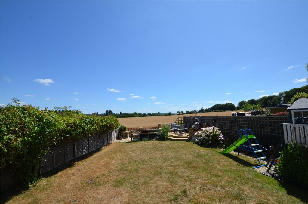 Property photo 2 of 13 Picture No. 12