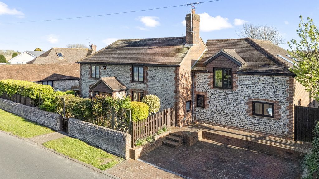 Property photo 2 of 36