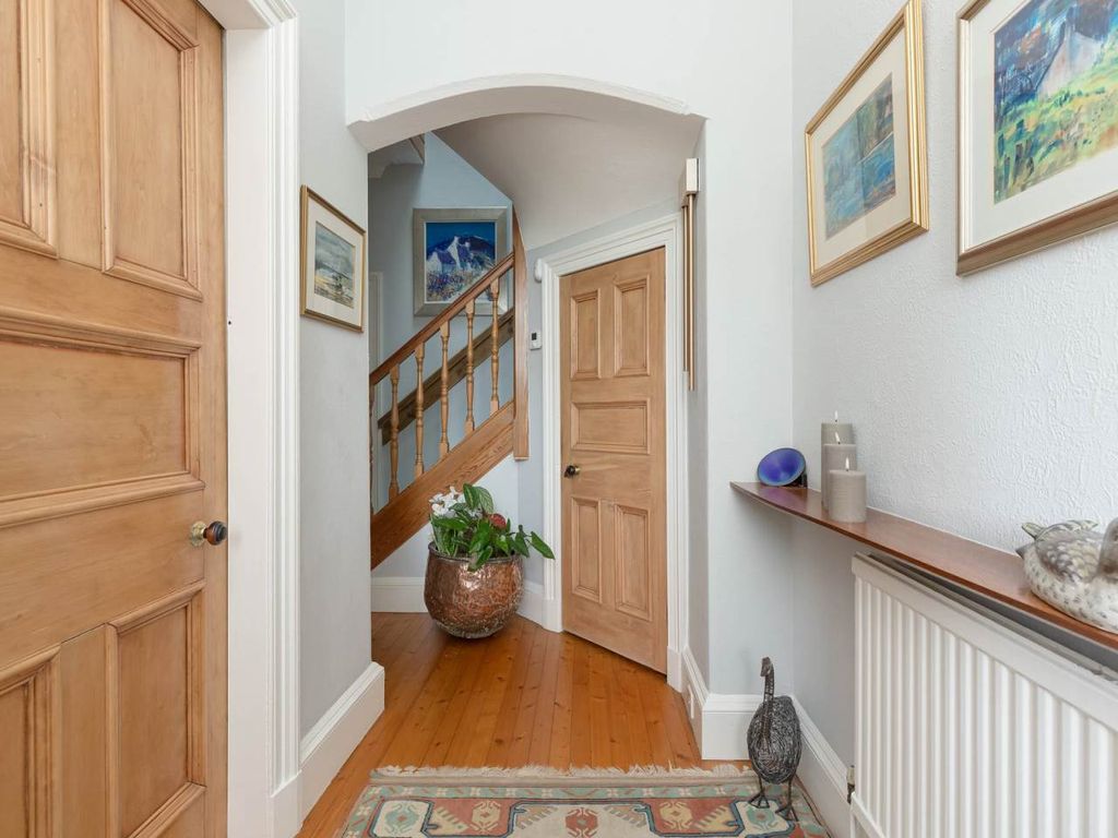 Property photo 3 of 28 3