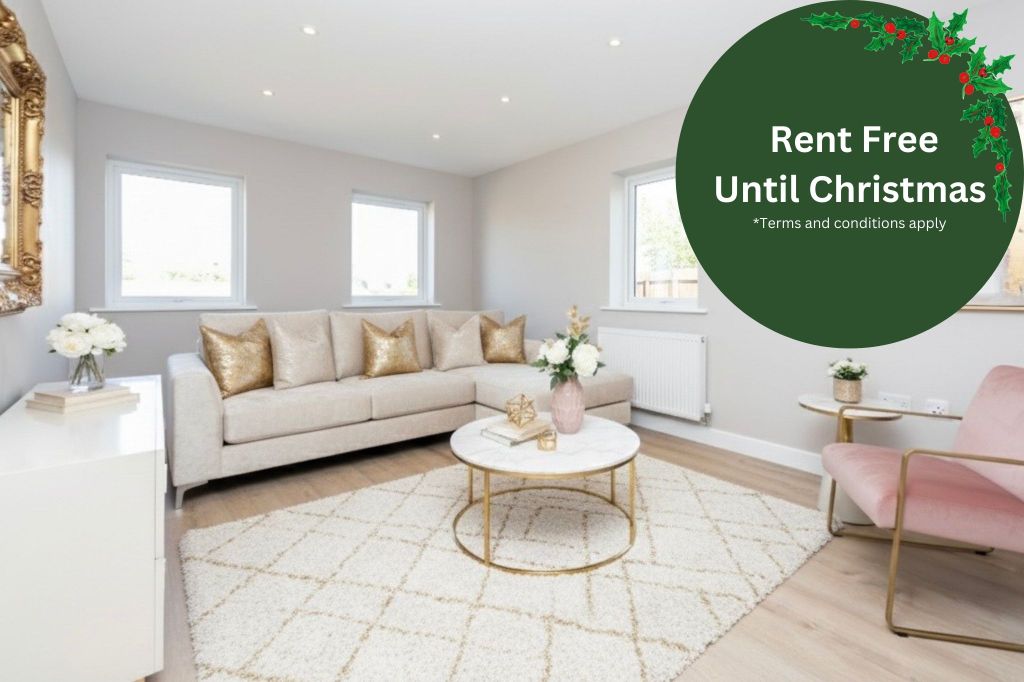 Property photo 1 of 11 Living Room