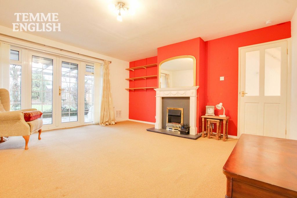 Property photo 2 of 29