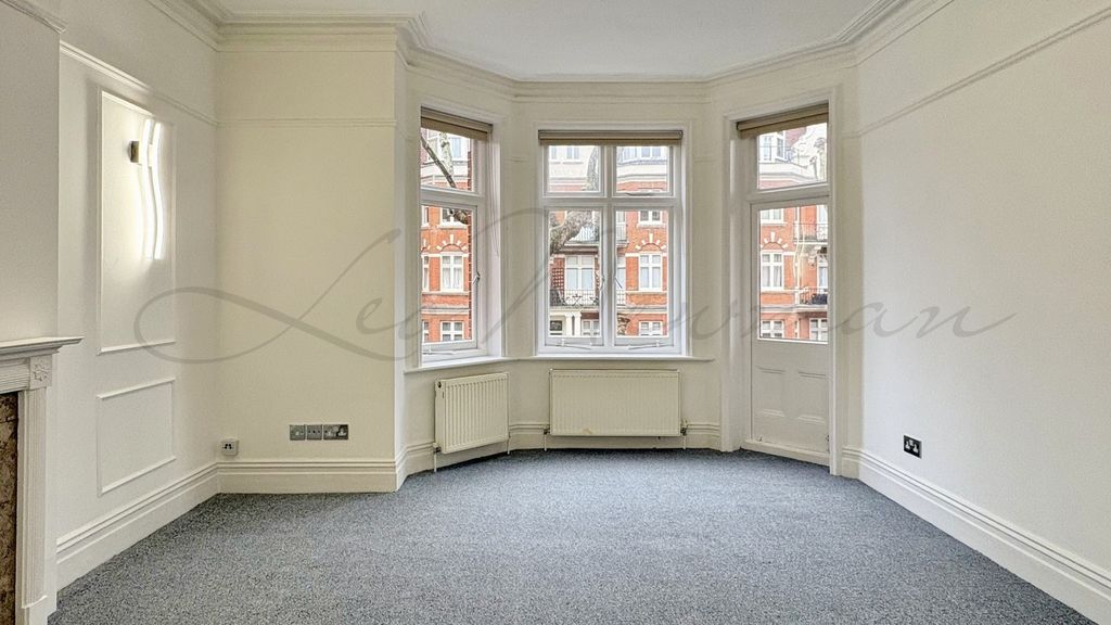 Property photo 3 of 19