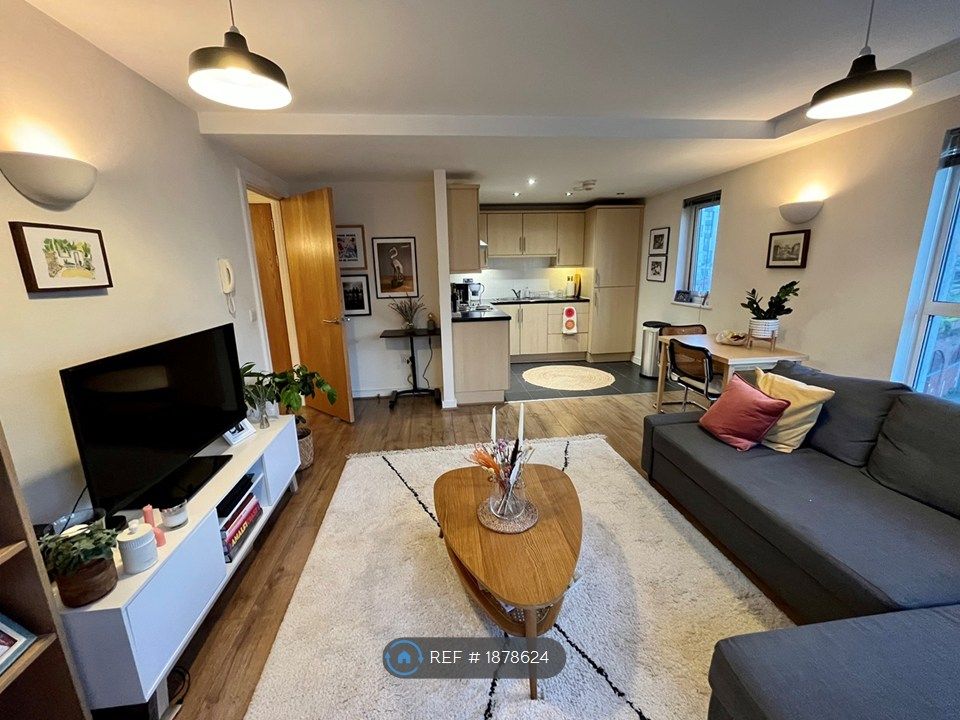 Property photo 2 of 9