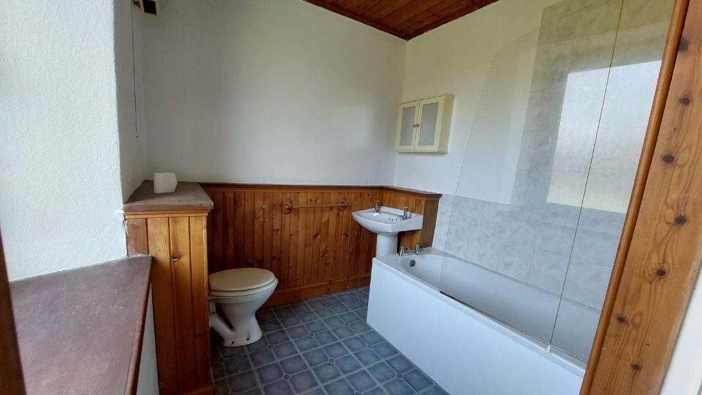 Property photo 2 of 8 Photo 2