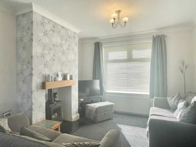 Property photo 2 of 23 Lounge/Dining Room