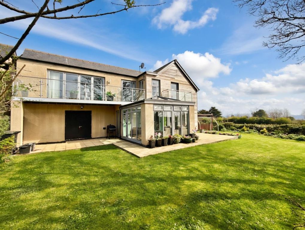 Property photo 2 of 31 Rear Of.Jpg