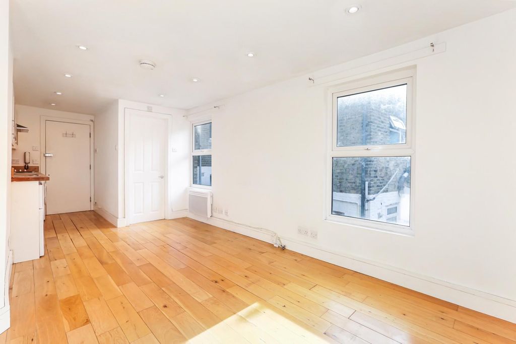 Property photo 3 of 10 Ach_3757.Jpg