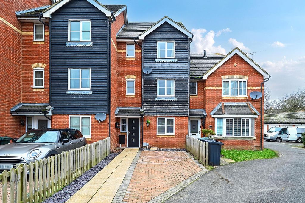 Property photo 1 of 22