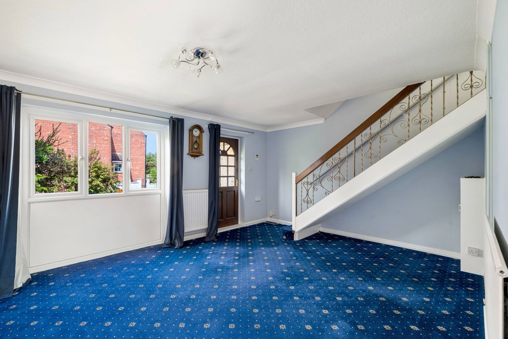 Property photo 3 of 13