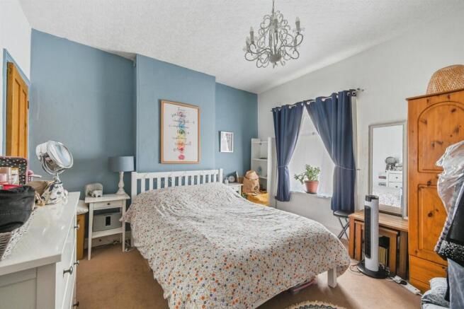 Property photo 2 of 12 Image