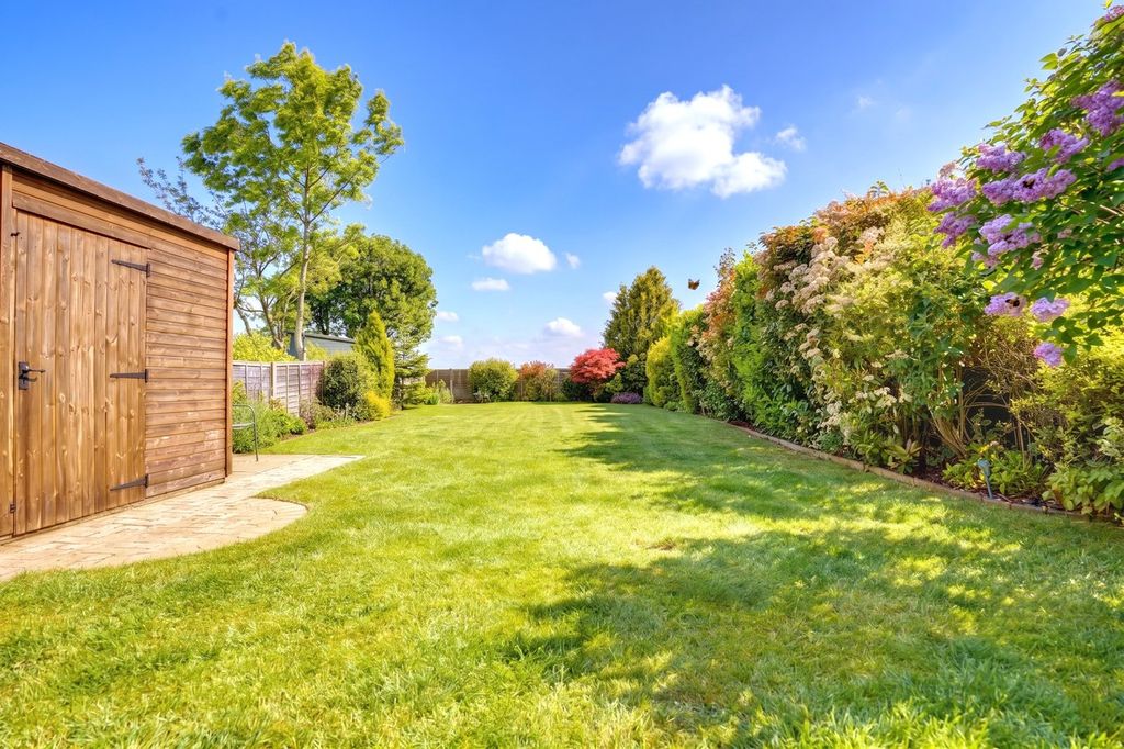Property photo 3 of 13