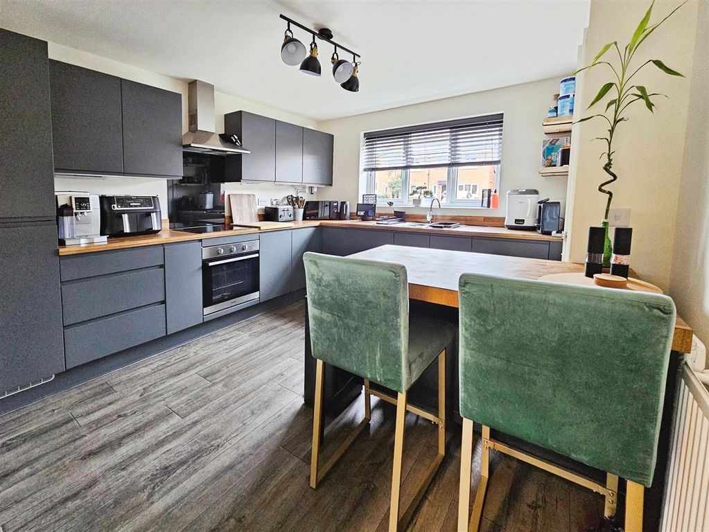 Property photo 3 of 28 Dcffd4F6-20251013_132401.Jpg