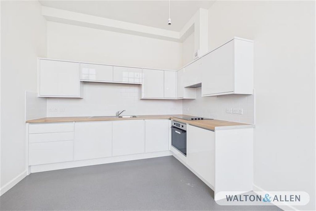 Property photo 1 of 6 (Main)